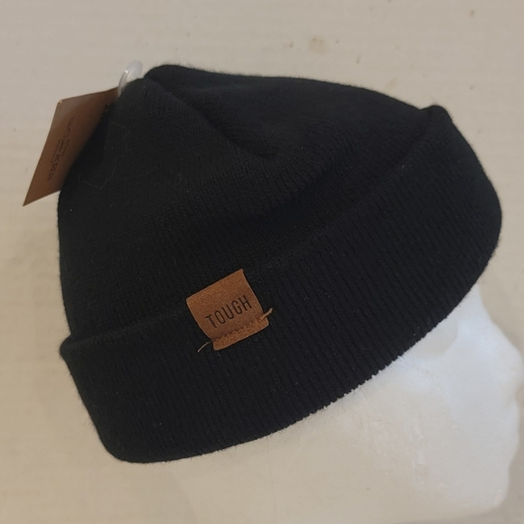 NEW WITH TAG - UNISEX - TOUGH OUTFITTERS BLACK BEANIE - ONE SIZE - Picture 1 of 3